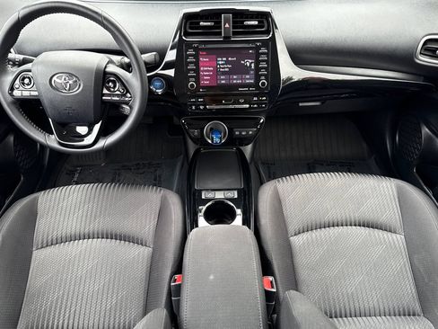 Used 2020 Toyota Prius Prime LE image 16