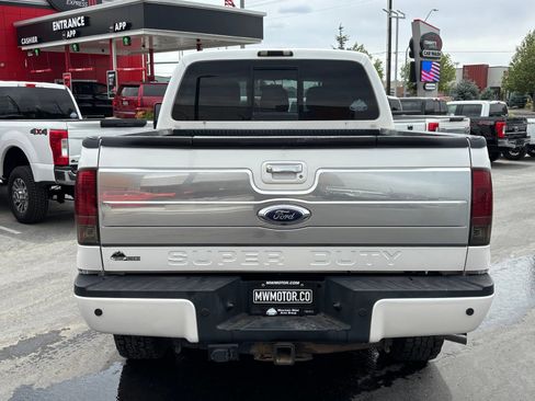 Used 2015 Ford F350 Platinum w/ Platinum Package AWD/4WD image 9