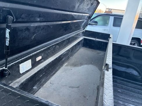 Used 2007 Chevrolet Silverado 1500 LTZ w/ EZ-Lift Tailgate Package image 11