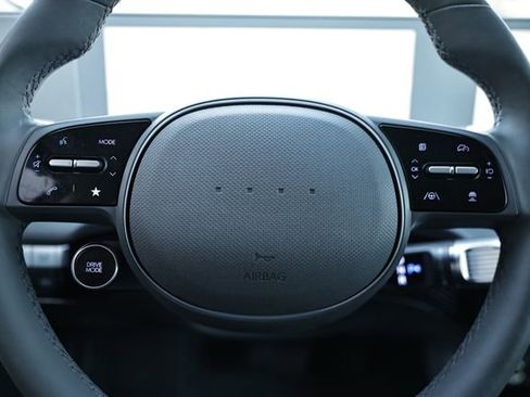 Used 2024 Hyundai Ioniq 5 SEL image 31