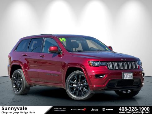 Used 2019 Jeep Grand Cherokee Altitude AWD/4WD image 1