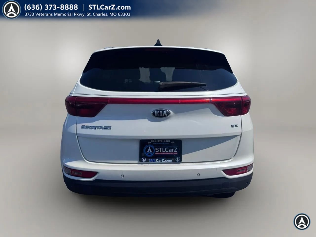 Used 2017 Kia Sportage EX w/ EX Technology Package FWD image 4