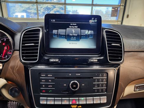 Used 2016 Mercedes-Benz GLE 450 4MATIC Coupe image 33