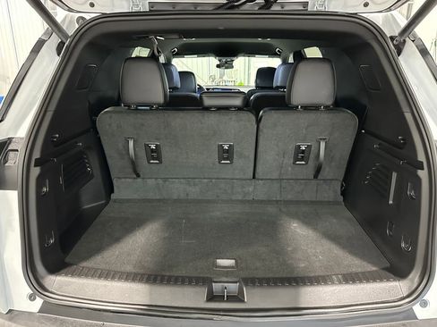 Used 2026 Chevrolet Traverse LT AWD/4WD image 29