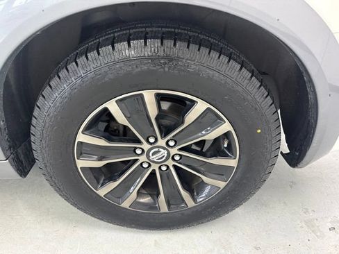 Used 2017 Nissan Armada Platinum w/ Captain Seat Package AWD/4WD image 9