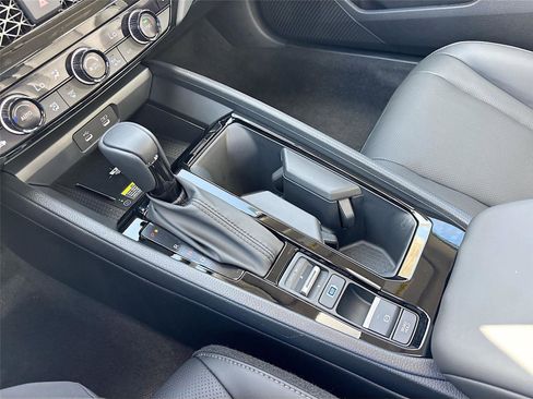 Used 2025 Honda Accord EX-L image 19
