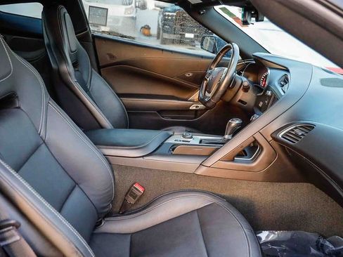 Used 2016 Chevrolet Corvette Stingray Coupe w/ Carbon Flash Badge Package image 19