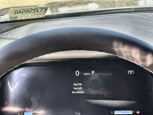 New 2025 Jeep Grand Cherokee Laredo X w/ Luxury Tech Group I image 17