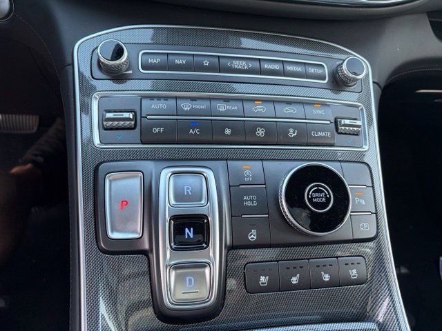 Used 2022 Hyundai Santa Fe Limited FWD image 7