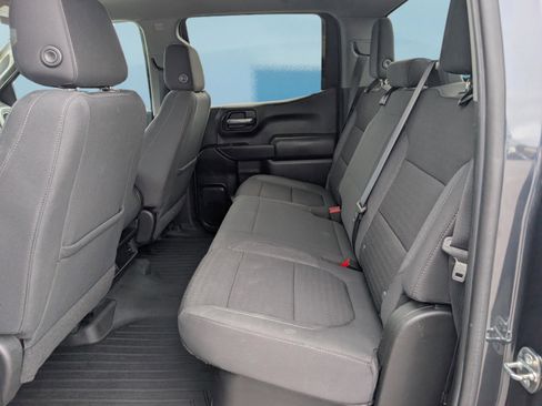 Used 2022 Chevrolet Silverado 1500 Custom w/ Safety Confidence Package image 14