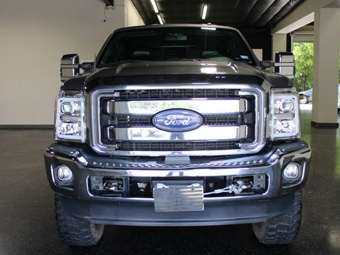Used 2013 Ford F250 Lariat w/ Lariat Ultimate Pkg AWD/4WD image 7