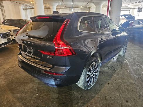 Certified 2023 Volvo XC60 B5 Core AWD/4WD image 4