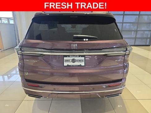Used 2025 Buick Enclave Avenir w/ Super Cruise Package AWD/4WD image 4