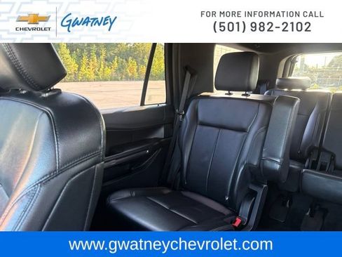 Used 2020 Ford Expedition XLT w/ Equipment Group 202A AWD/4WD image 24