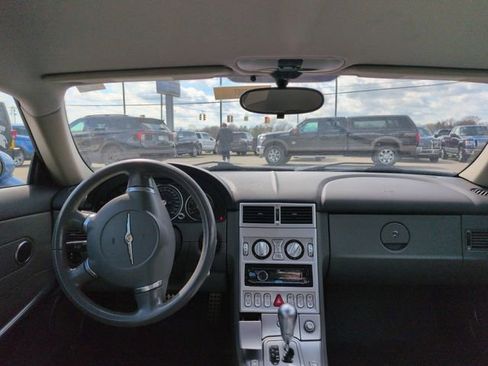 Used 2005 Chrysler Crossfire Limited RWD image 24