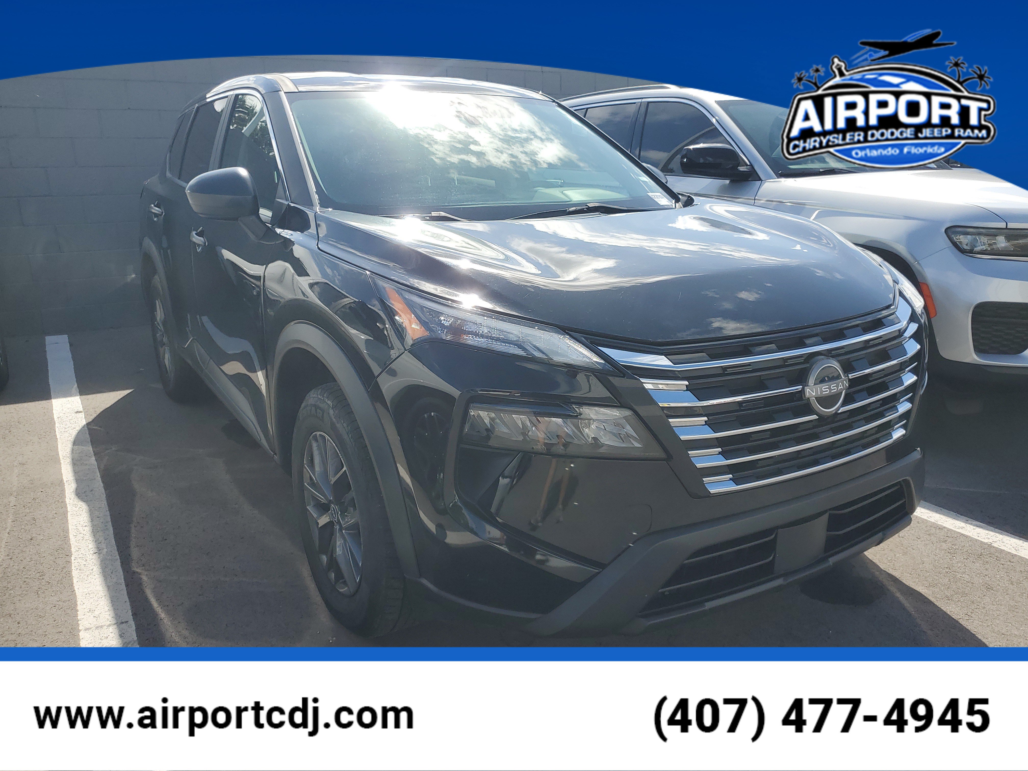 Used 2024 Nissan Rogue S FWD image 1