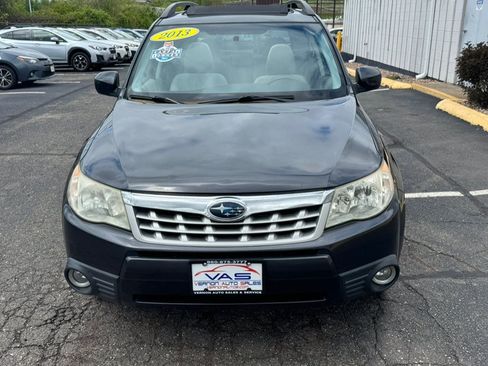 Used 2013 Subaru Forester 2.5X Premium AWD/4WD image 3