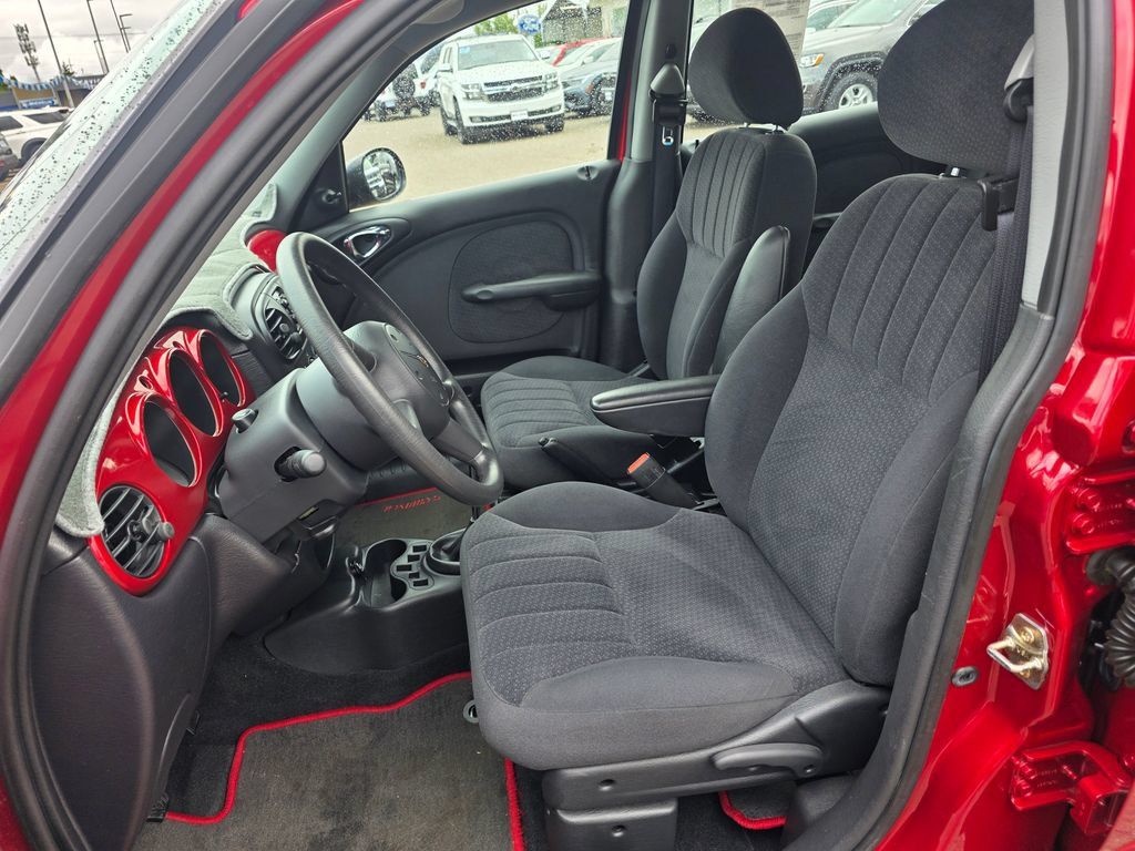 Used 2003 Chrysler PT Cruiser FWD image 4