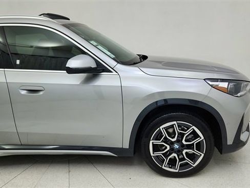 Used 2024 BMW X1 xDrive28i w/ Premium Package image 7