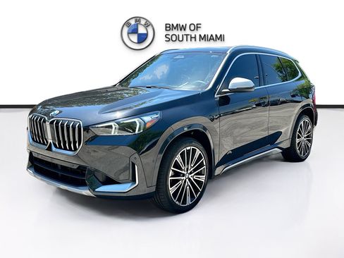 Certified 2024 BMW X1 xDrive28i w/ Convenience Package image 3