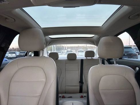 Used 2016 Mercedes-Benz C 300 Sedan image 15