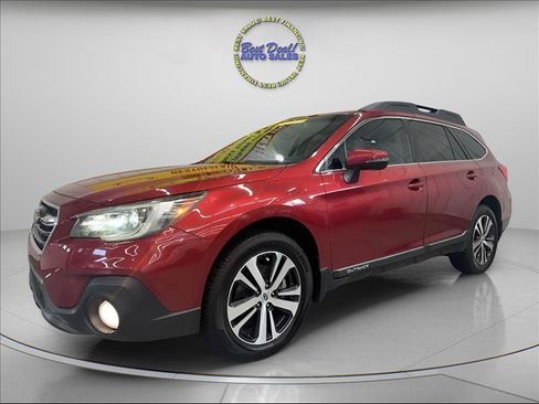 Used 2018 Subaru Outback 3.6R Limited AWD/4WD image 1