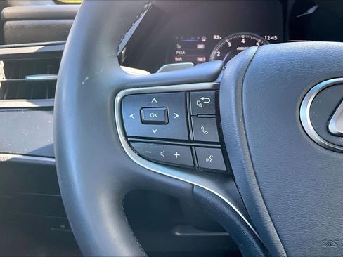 Used 2024 Lexus ES 350 w/ Premium Package image 21