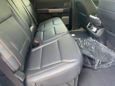 New 2025 Ford F150 Lariat w/ Equipment Group 502A High image 19