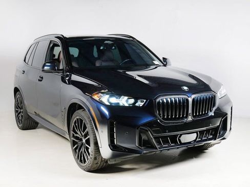Used 2025 BMW X5 xDrive40i w/ M Sport Package image 7