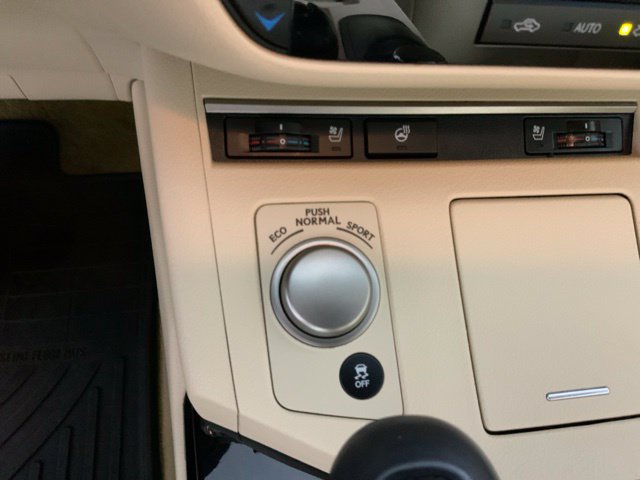 Used 2014 Lexus ES 350 w/ Premium Package FWD image 33