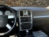 Used 2010 Chrysler 300 Touring image 6