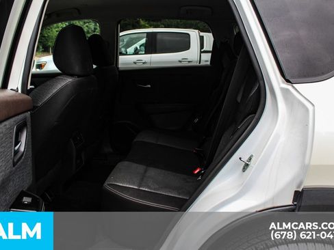 Used 2023 Nissan Rogue SV AWD/4WD image 17