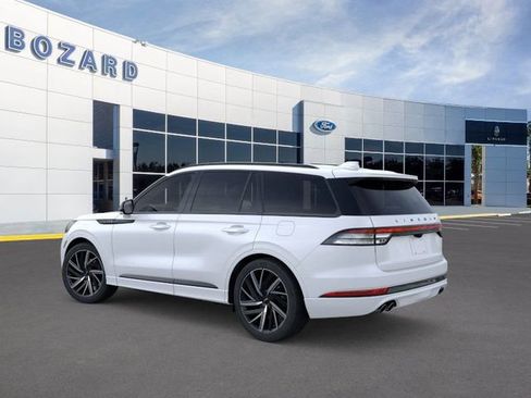 New 2026 Lincoln Aviator Black Label w/ Jet Appearance Package image 4