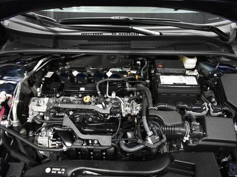 Used 2025 Toyota Corolla SE image 31