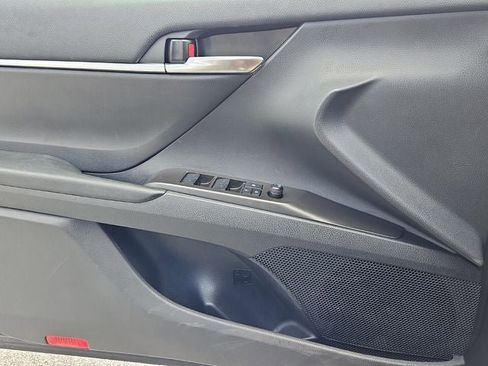 Used 2024 Toyota Camry SE w/ Blackout Package (TMS) image 30
