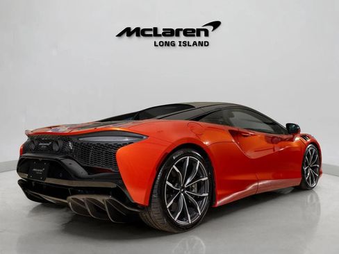 Used 2023 McLaren Artura image 4