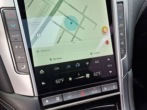 Used 2017 INFINITI Q60 2.0t w/ Moonroof Package image 14