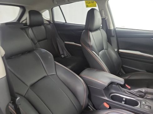 Used 2019 Subaru Crosstrek 2.0i Limited w/ Moonroof Package AWD/4WD image 3