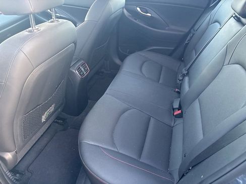 Used 2018 Hyundai Elantra GT Sport w/ Sport Tech Package 04 image 11