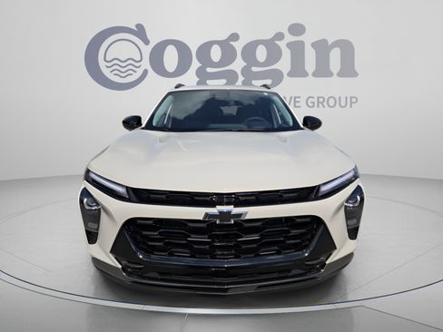 New 2026 Chevrolet Trax ACTIV w/ Sunroof Package FWD image 8