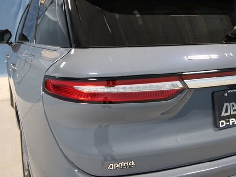 Used 2025 Lincoln Corsair Grand Touring w/ Towing Package image 37