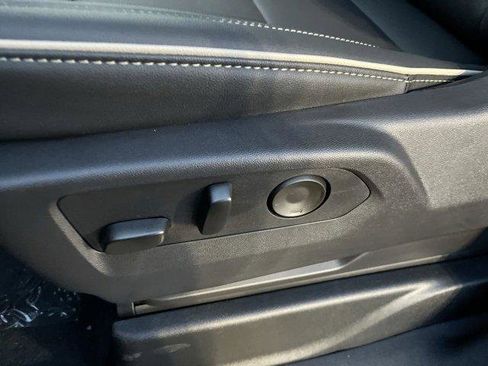 New 2026 GMC Yukon Elevation image 11