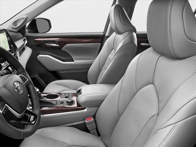 New 2026 Toyota Highlander Limited AWD/4WD image 6