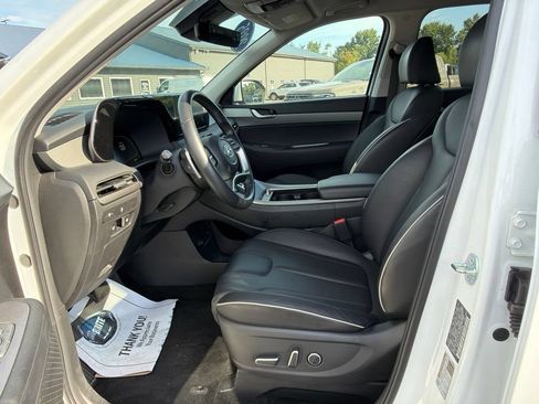 Used 2025 Hyundai Palisade SEL FWD image 16