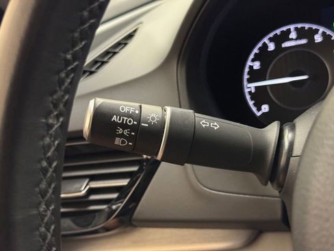 Used 2024 Acura RDX SH-AWD w/ Technology Package image 23