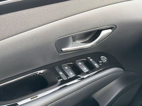 Used 2023 Hyundai Santa Cruz Limited image 17