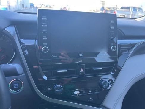 Used 2021 Toyota Camry XSE w/ Navigation Package image 10