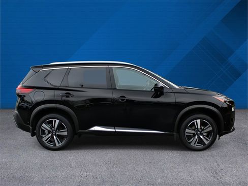 Used 2023 Nissan Rogue SL w/ SL Premium Package image 10