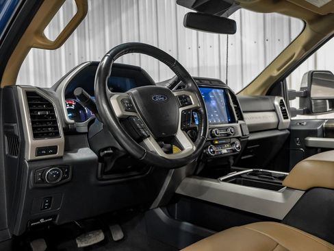 Used 2022 Ford F250 Lariat w/ Chrome Package image 15