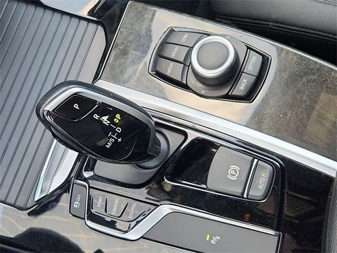 Used 2019 BMW X3 sDrive30i w/ Driving Assistance Package image 15